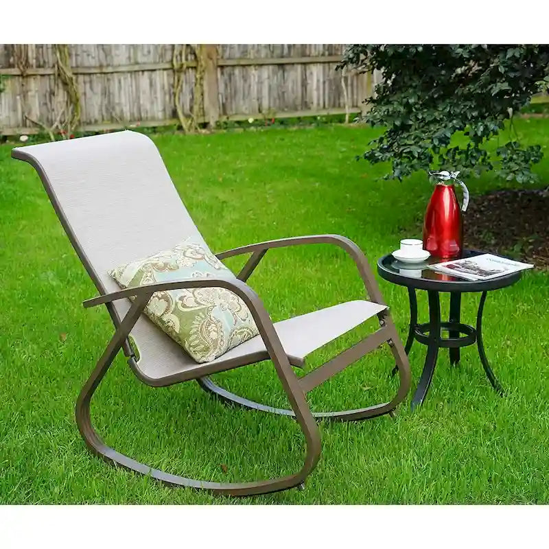 Fauteuil à bascule contemporain d'extérieur pour terrasse, avec assise en bandoulière